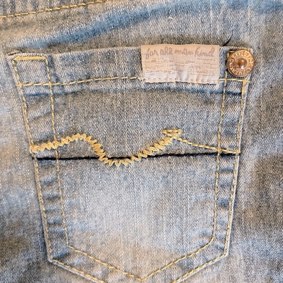 For All Mankind Size 2T - Picture 3 of 3